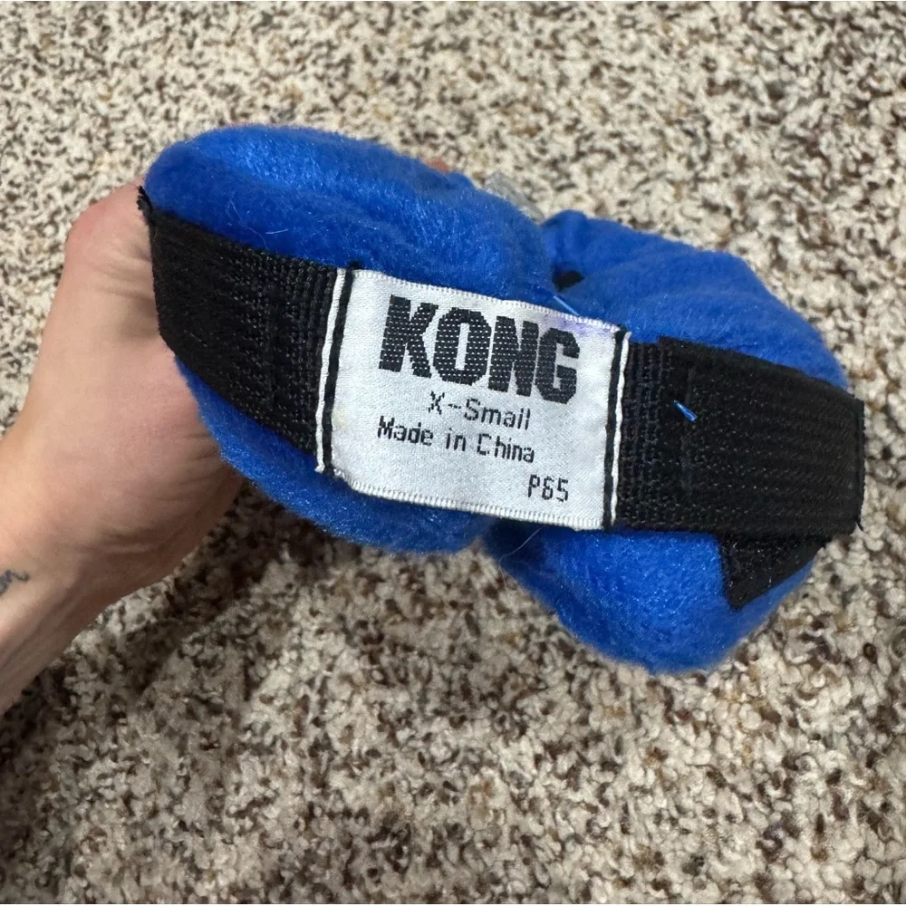 KONG Inflatable Neck Pillow for Dogs
